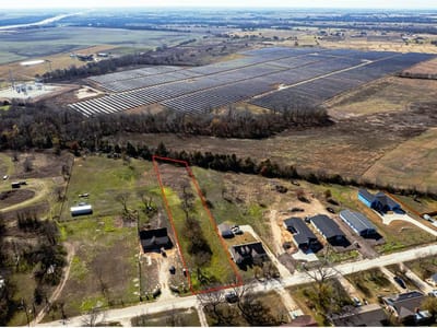 Photo 3 of 20 at 703 4th ST - Bruceville-Eddy, Bruceville-Eddy, TX