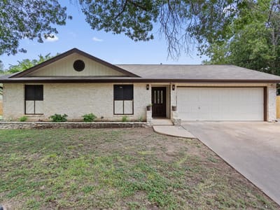 Property photo 2 at 703 Parkway ST - 3 bed 3 bath home