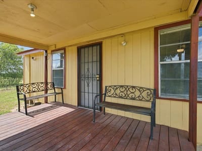 Photo 3 of 35 at 7033 FM County Road 957 - 3 bed 2 bath home