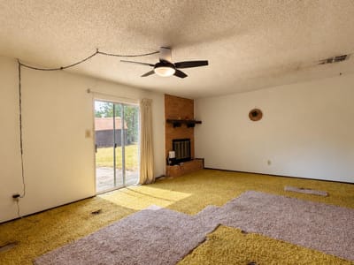 Property photo 4 at 704 Drake LN - 3 bed 1 bath home