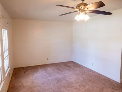 Property photo 4 at 704 E Austin Ave - 2 bed 1 bath home