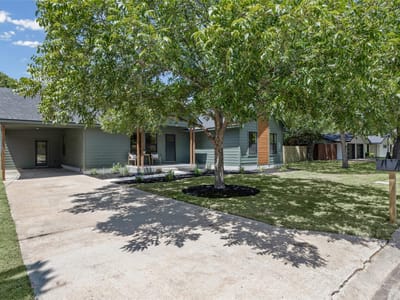 Property photo 2 at 705 Campbell ST - 3 bed 2 bath home
