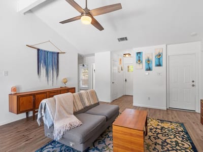 Property photo 5 at 705 Chestnut XING - 3 bed 2 bath home