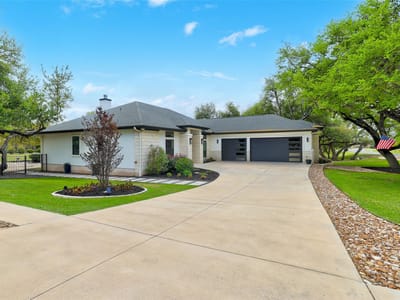 Property photo 2 at 705 Pheasant MDW - 4 bed 2 bath home