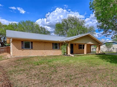 Kitchen at 705 S La Grange St - 3 bed 2 bath home