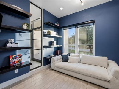 Photo 5 of 37 at 706 Crestone Stream DR - 4 bed 4 bath home