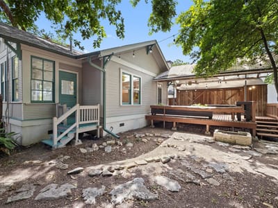 Photo 4 of 40 at 706 E Monroe ST - 1 bed 1 bath home