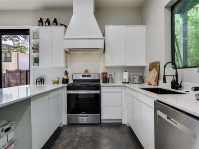 Property photo 4 at 706 Valdez ST Unit #2 - 2 bed 2 bath home