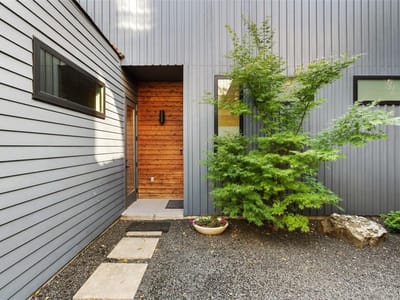 Photo 3 of 40 at 707 E Live Oak ST Unit #2 - 2 bed 2 bath home