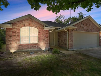 Property photo 2 at 707 Geyser Ave - 3 bed 2 bath home