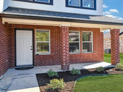 Photo 2 of 33 at 708 Camino Real DR - 4 bed 2 bath home