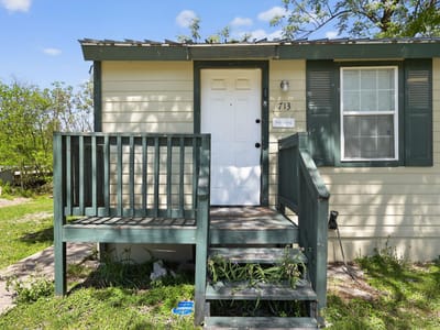 Primary bedroom at 709, 711, and 713 Bremser Ave - Bremser Add, Killeen, TX