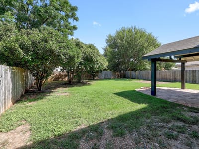 Property photo 4 at 709 Los Robles Rd - 4 bed 2 bath home