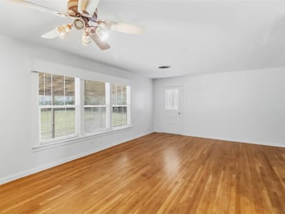 Primary bedroom at 709 NE Tiger LN - 4 bed 3 bath home
