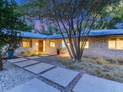 Property photo 4 at 7101 Sungate DR - 4 bed 2 bath home