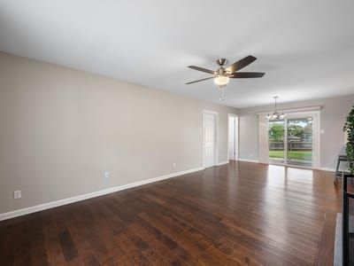 Property photo 4 at 7102 Fred Morse DR - 4 bed 2 bath home