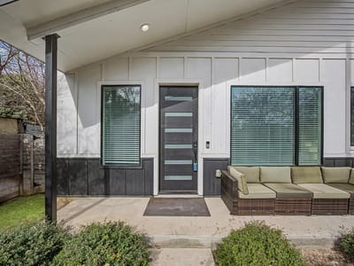 Property photo 2 at 7102 Providence Ave Unit #2 - 2 bed 2 bath home