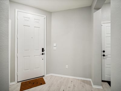 Photo 4 - 7102 Summer Tanager DR Unit #16 Photo 4 of 40 at 7102 Summer Tanager DR Unit #16 - 4 bed 2 bath home