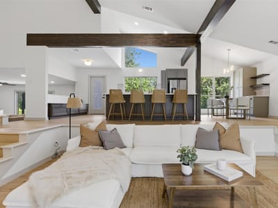 Living area at 7105 Fred Morse DR - 4 bed 2 bath home