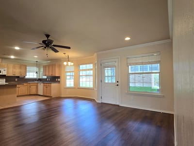 Property photo 3 at 711 Beachwood RD - 2 bed 2 bath home