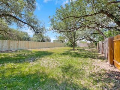 Living area at 711 Horizon TRL - 3 bed 2 bath home