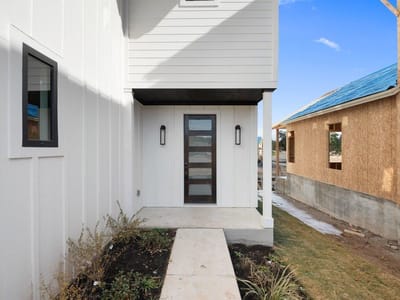 Property photo 5 at 711 N Paleface Ranch RD Unit #8 - 4 bed 3 bath home