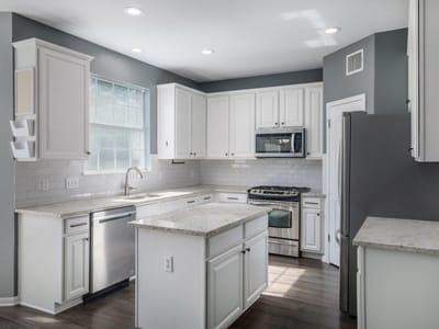 Property photo 4 at 7113 Bending Oak RD - 5 bed 2 bath home