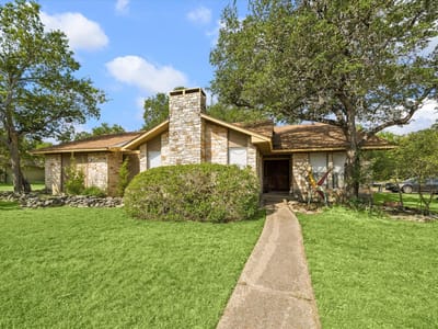 Property photo 2 at 7115 Danwood DR - 3 bed 2 bath home