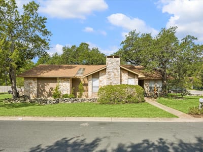 Property photo 4 at 7115 Danwood DR - 3 bed 2 bath home