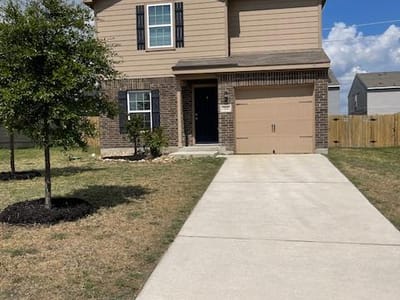 Property photo 2 at 712 Cleary LN - 3 bed 2 bath home