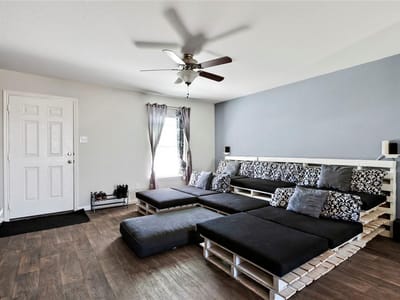 Property photo 3 at 712 Cleary LN - 3 bed 2 bath home
