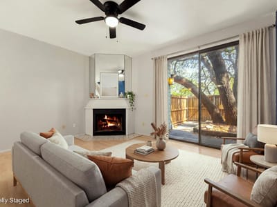 Photo 4 of 34 at 7122 Wood Hollow DR Unit #86 - 2 bed 1 bath home