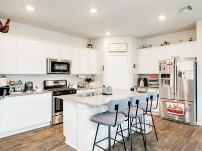 Kitchen at 713 Bluffview DR - 4 bed 3 bath home