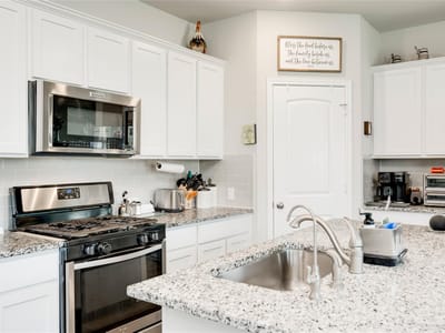 Primary bedroom at 713 Bluffview DR - 4 bed 3 bath home