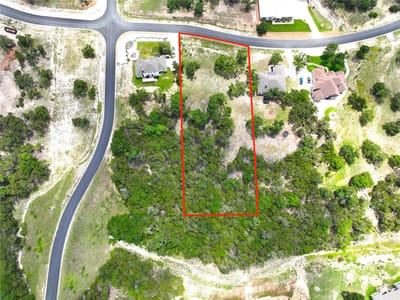 Living area at 714 Caballo Trl - Las Brisas at Ensenada Shores, Canyon Lake, TX