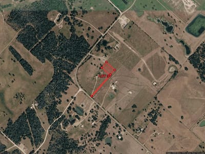 Photo 4 - 7188 Goehring RD Photo 4 of 14 at 7188 Goehring RD - Ledbetter, Ledbetter, TX