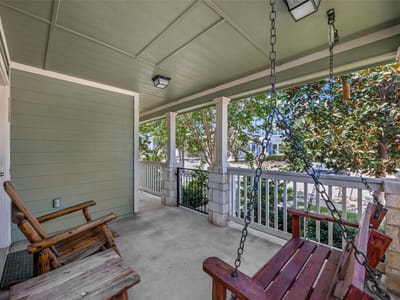 Property photo 4 at 720 Alamo Plaza DR - 3 bed 2 bath home