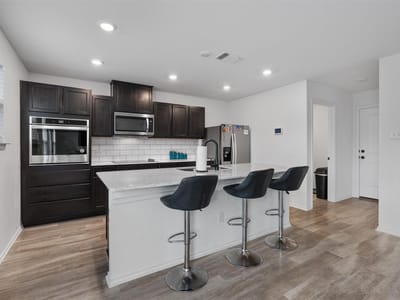 Living area at 720 Bailey Park Dr - 4 bed 2 bath home