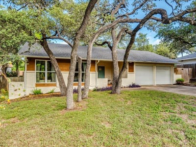 Property photo 2 at 7206 Shadywood DR - 3 bed 2 bath home