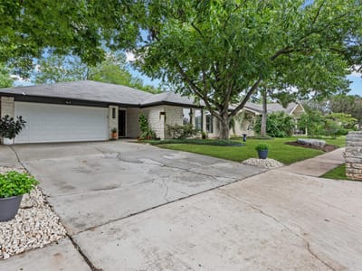 Property photo 3 at 7208 Reaburn ST - 3 bed 2 bath home