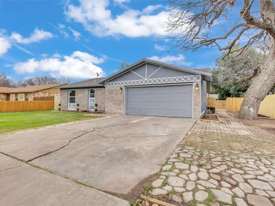 Property photo 2 at 7209 Gunnison PASS - 3 bed 2 bath home