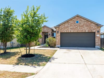 Property photo 2 at 721 Bridgestone WAY - 3 bed 3 bath home