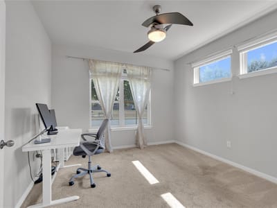 Property photo 3 at 721 Schefer ST - 4 bed 3 bath home