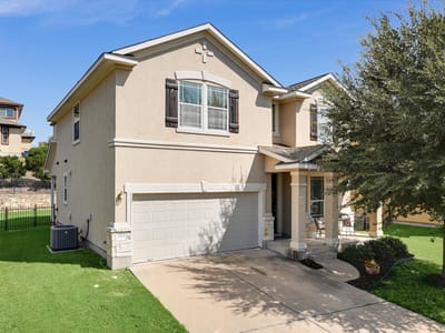 Living area at 7212 Lookout Bluff Ter Unit #D18 - 3 bed 2 bath home
