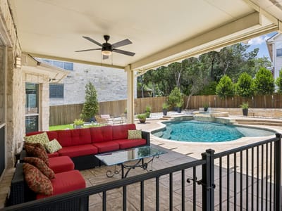 Property photo 5 at 7221 Ellaview LN - 4 bed 3 bath home