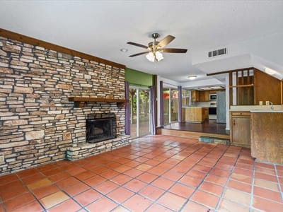 Living area at 7229 S Brook DR - 4 bed 3 bath home