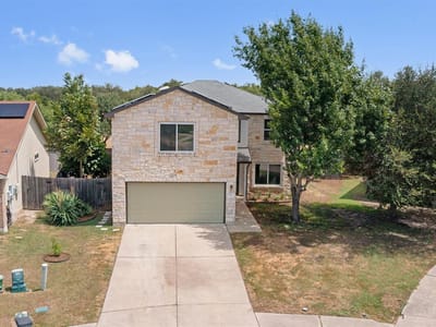 Property photo 2 at 724 Lavaca LOOP - 4 bed 3 bath home