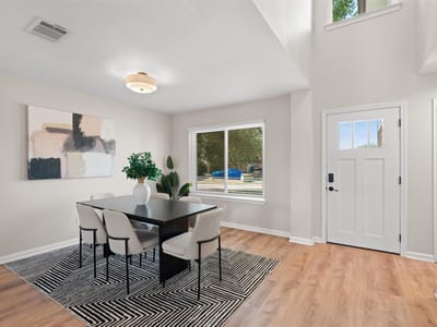 Property photo 3 at 724 Lavaca LOOP - 4 bed 3 bath home