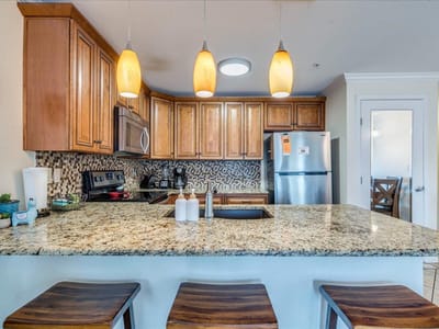 Primary bedroom at 730 E Mather St Unit #L 303 - 3 bed 2 bath home
