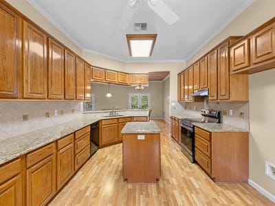 Primary bedroom at 730 Panorama RD - 5 bed 4 bath home